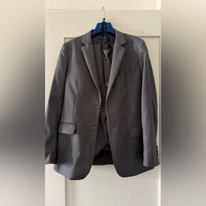 Perry Ellis Boys Solid Gray 4-Pcs Suit Set